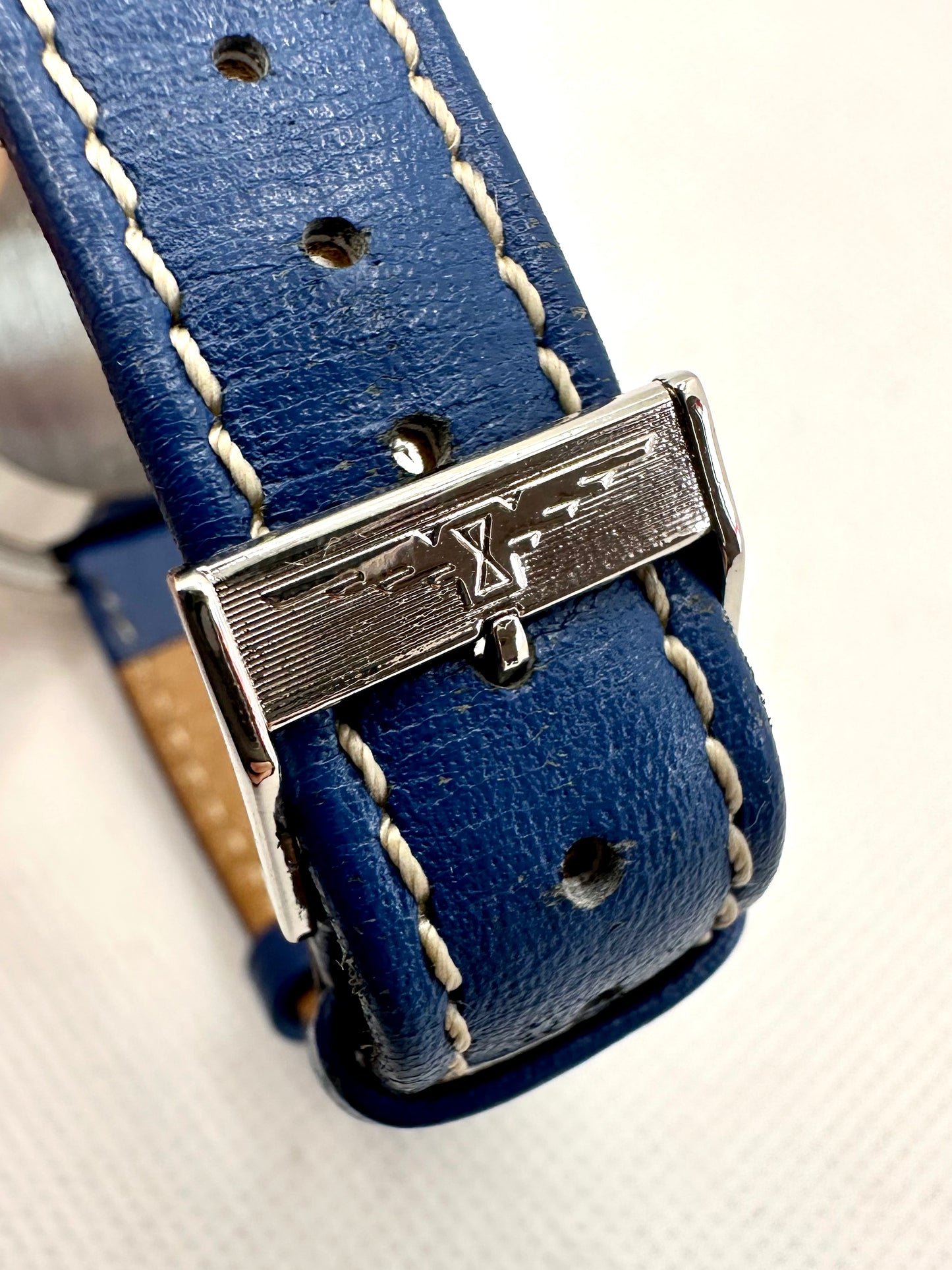 LONGINES ADMIRAL "FLYING SAUCER" (UFO)