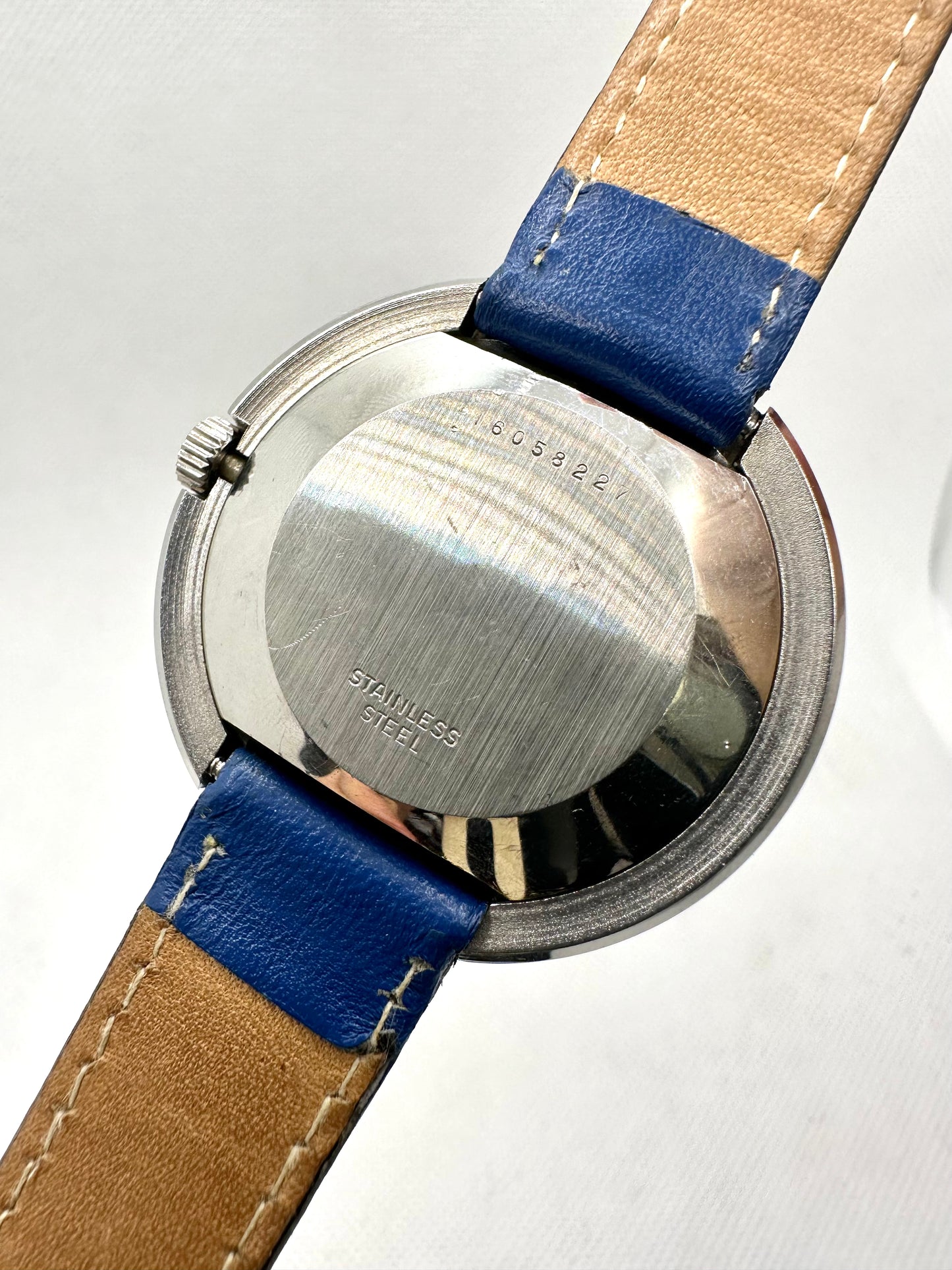 LONGINES ADMIRAL "FLYING SAUCER" (UFO)