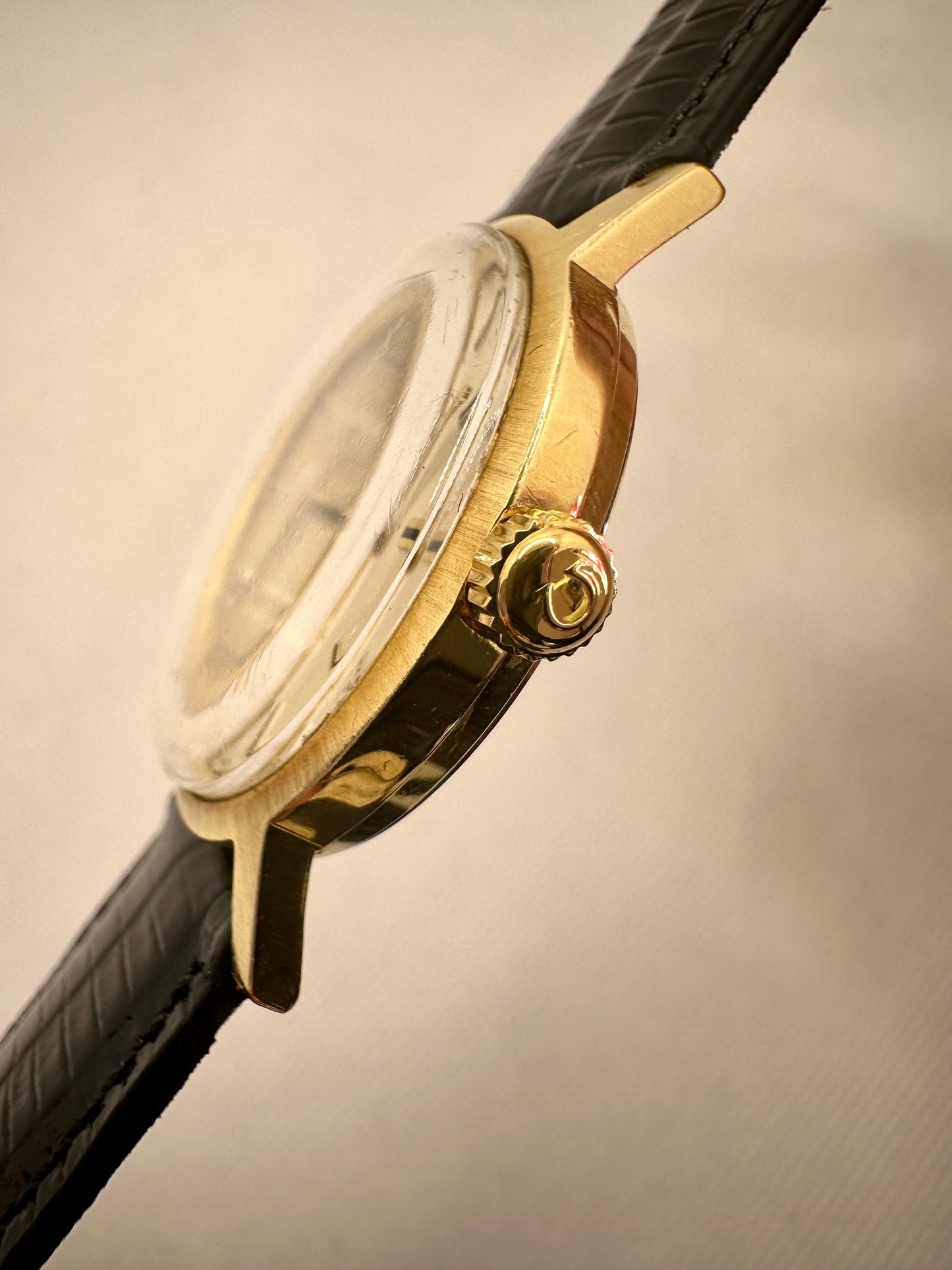 OMEGA GENEVE AUTOMATIC GOLD 18K 165.070