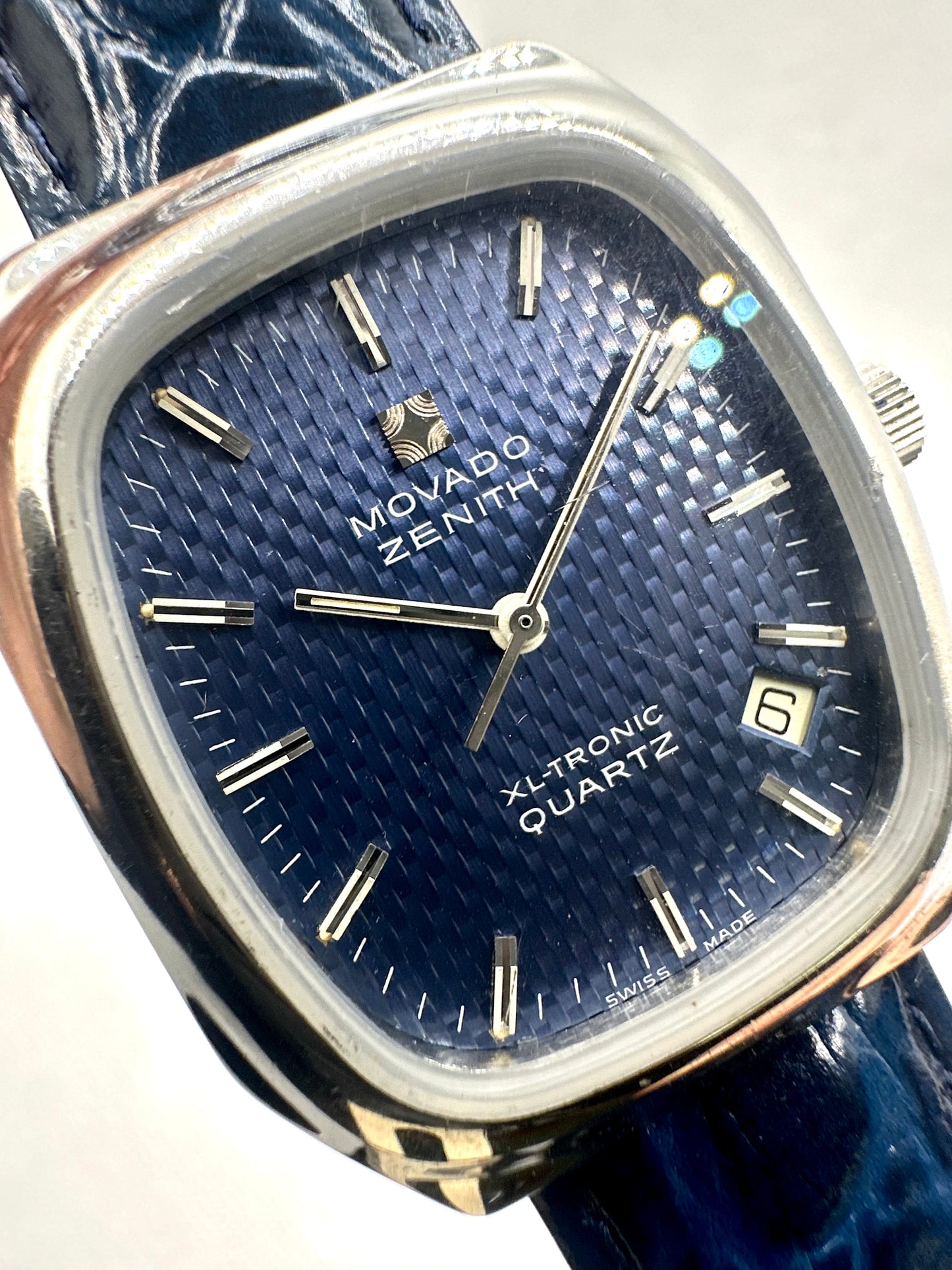 MOVADO-ZENITH XL-TRONIC QUARTZ