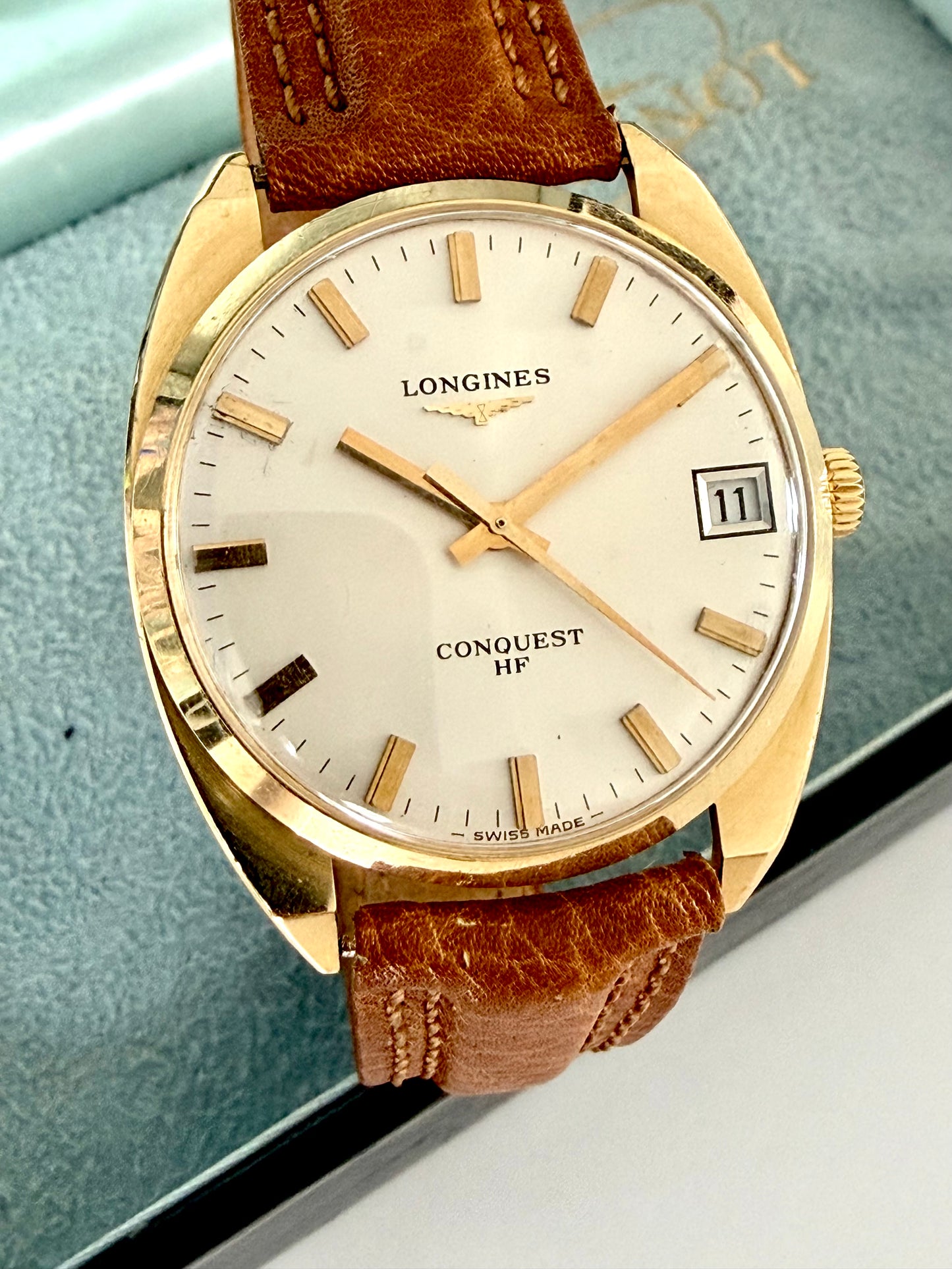 LONGINES CONQUEST HF Gold