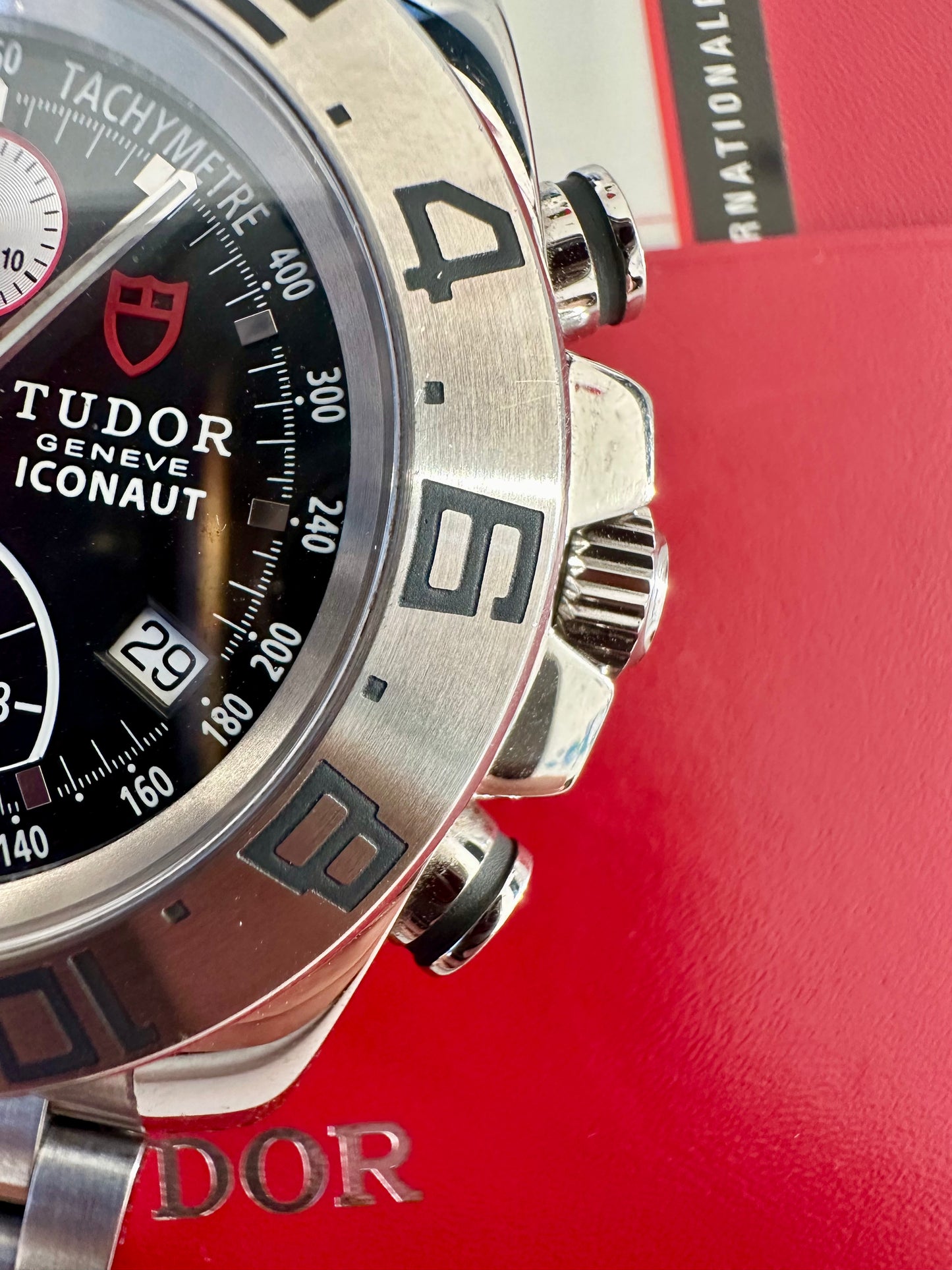 TUDOR ICONAUT GMT CHRONOGRAPH AUTOMATIC ref: 20400