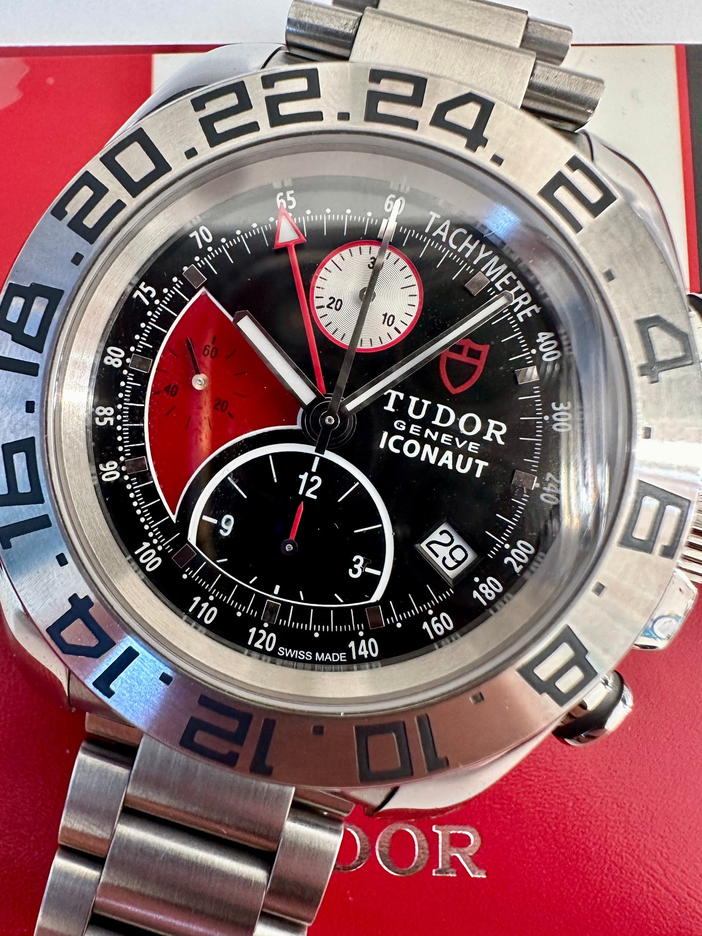 TUDOR ICONAUT GMT CHRONOGRAPH AUTOMATIC ref: 20400