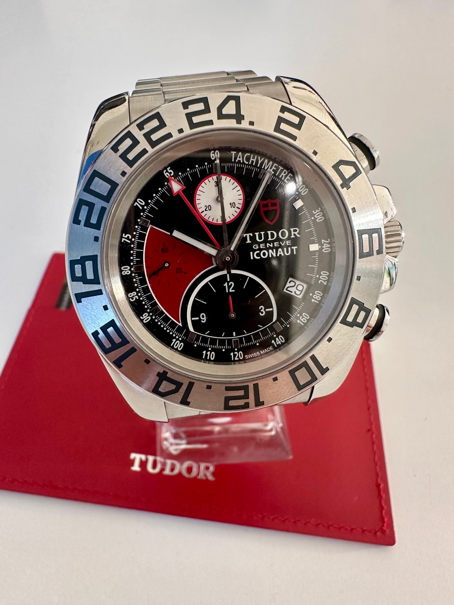 TUDOR ICONAUT GMT CHRONOGRAPH AUTOMATIC ref: 20400