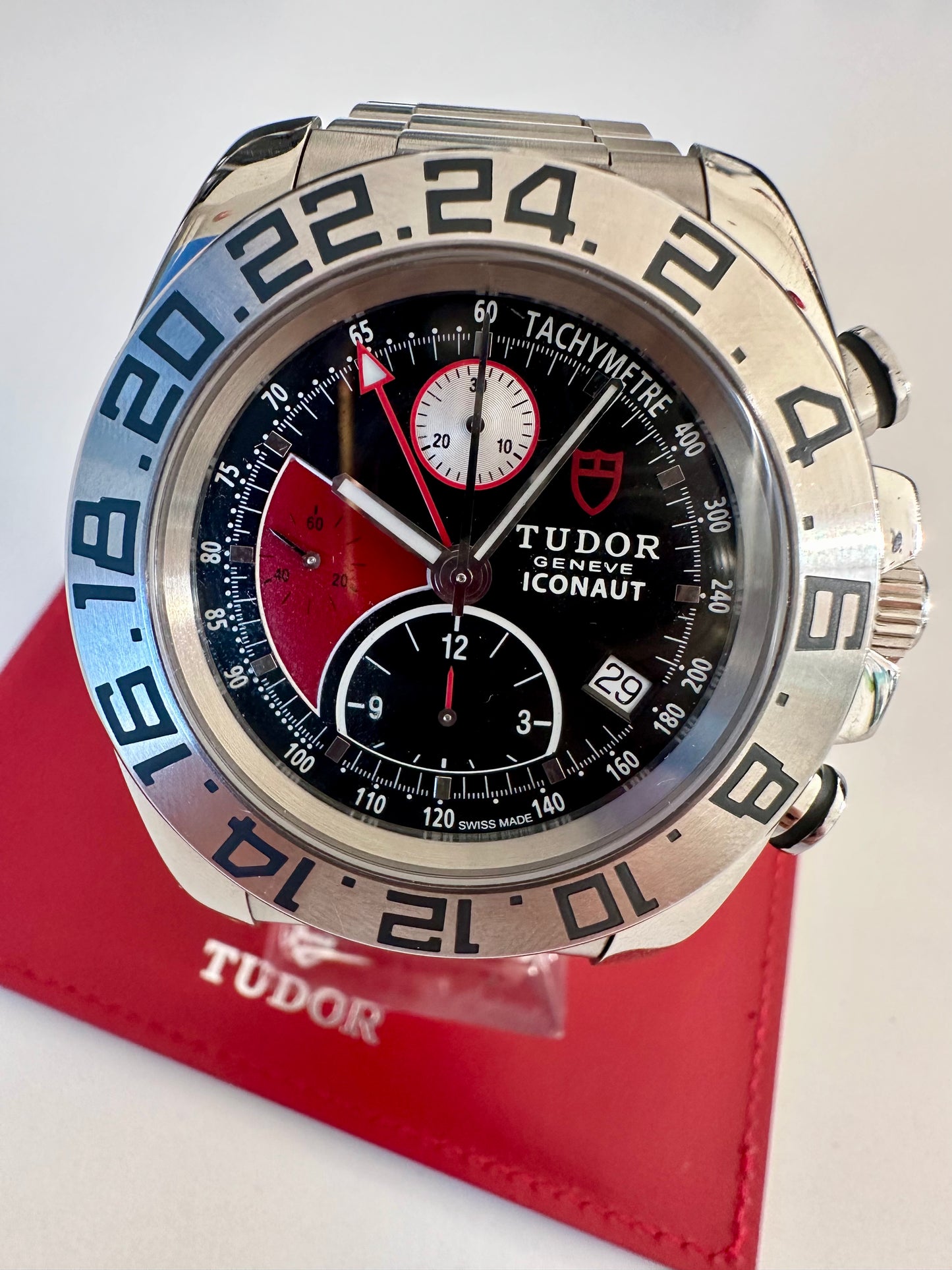 TUDOR ICONAUT GMT CHRONOGRAPH AUTOMATIC ref: 20400