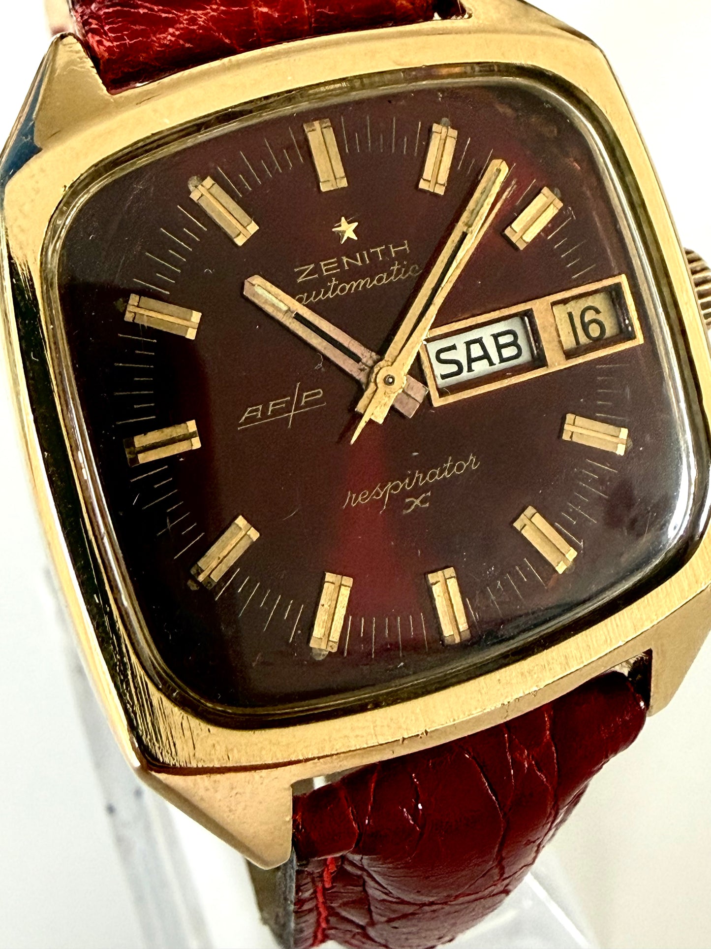 ZENITH RESPIRATOR X AF/P dial bordeaux very rare