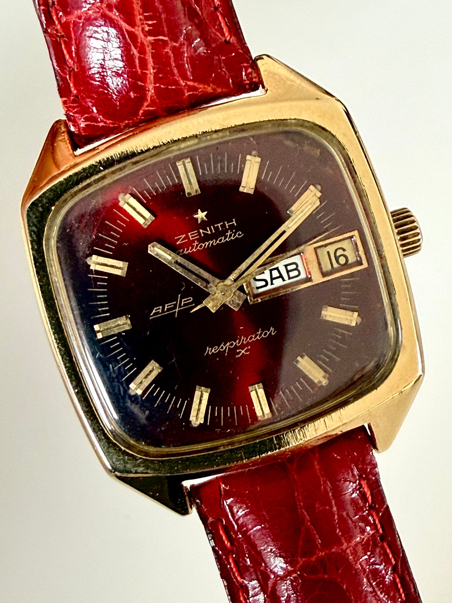 ZENITH RESPIRATOR X AF/P dial bordeaux very rare