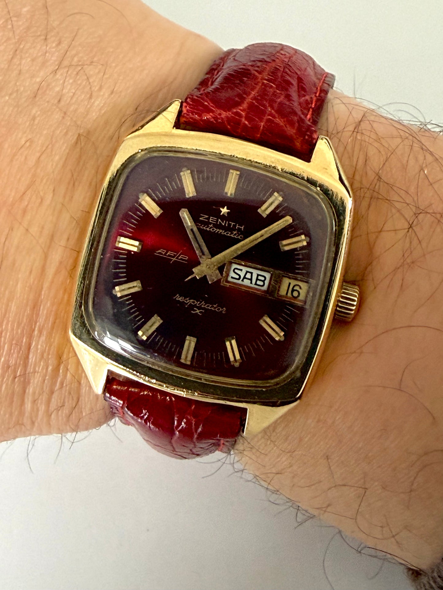 ZENITH RESPIRATOR X AF/P dial bordeaux very rare