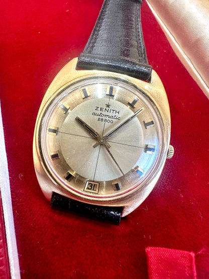 ZENITH 28800 AUTOMATIC Classic Tonneau Date yellow gold 18KT 1970's
